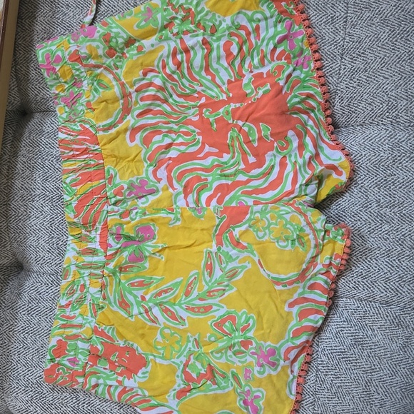 Lilly Pulitzer for Target Shorts, XS - Picture 3 of 3